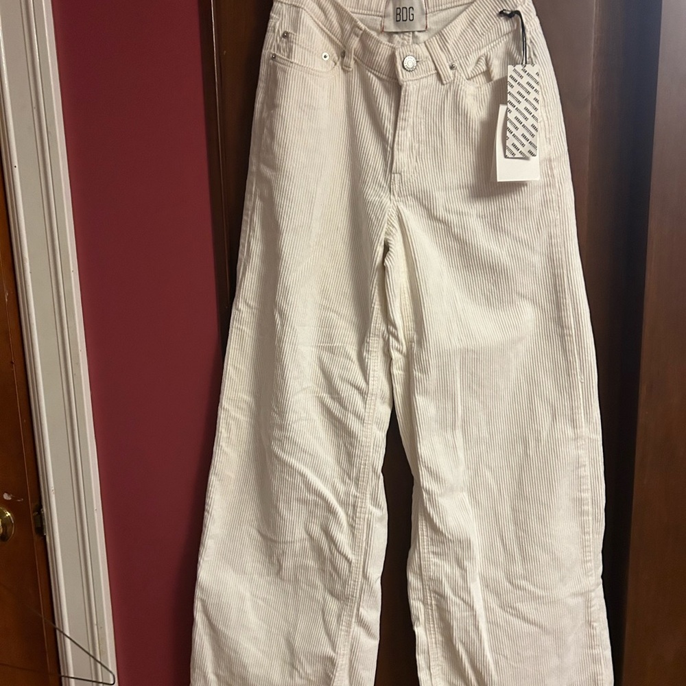BDG corduroy white jeans urban outfitters 24 nwt
